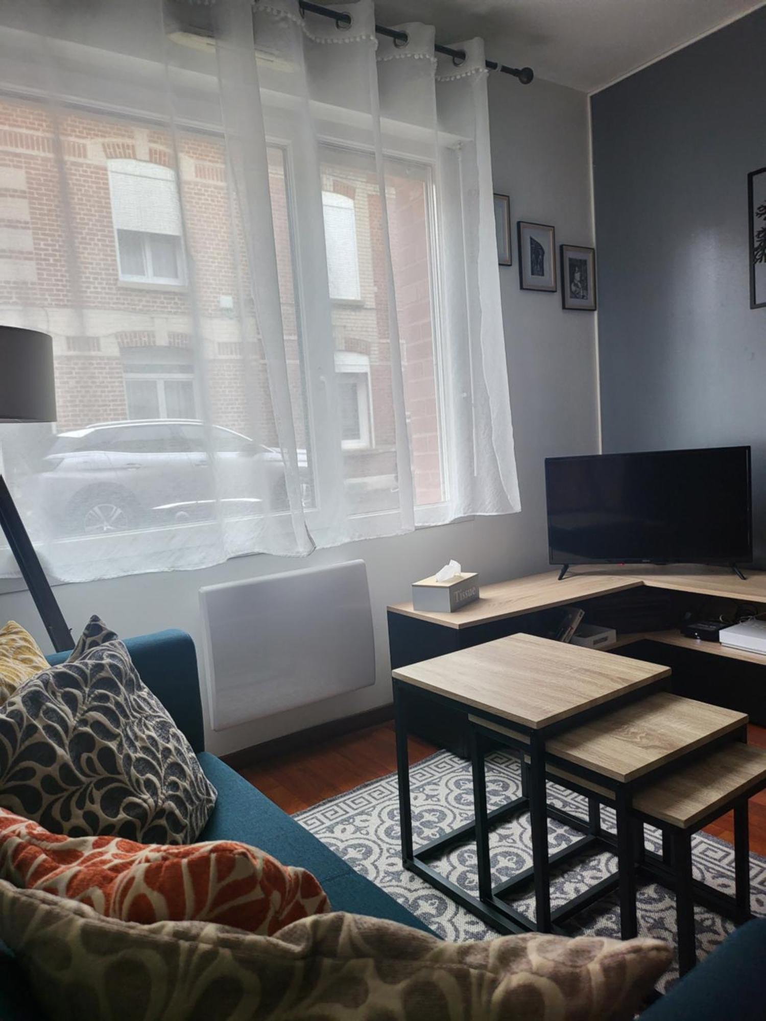 Fadil Apartment Валенсиен Екстериор снимка